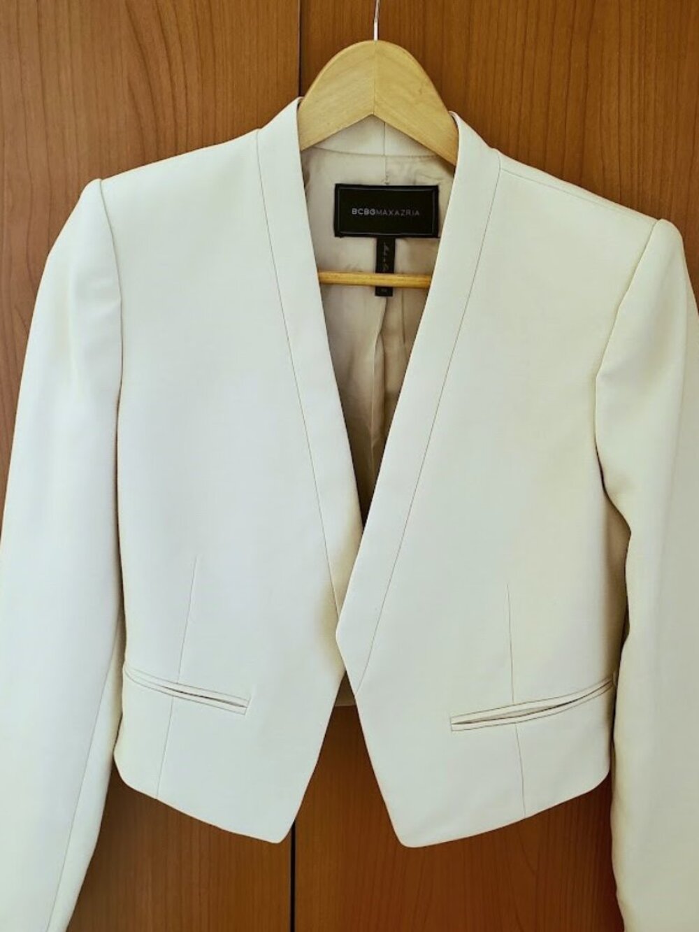 BCBGMAXAZRIA BREN BLAZER cropped open-front blazer cream size XS